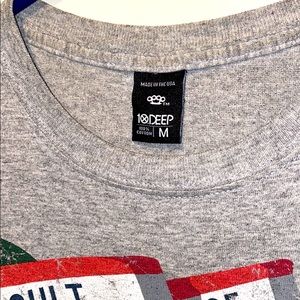 10.DEEP medium graphic tee